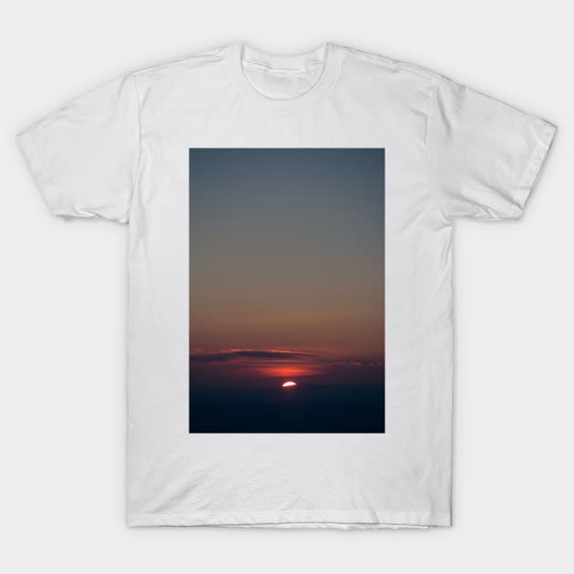 Intense Sunset T-Shirt by XOXOX